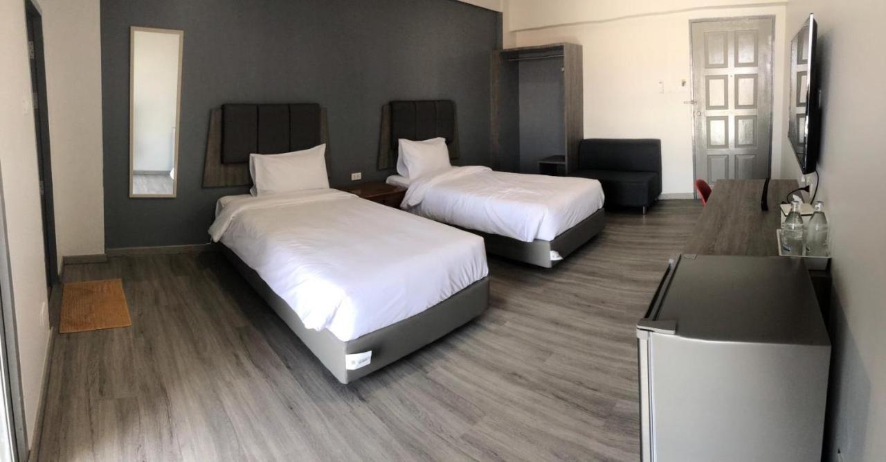 Neo Hotel Khon Kaen Luaran gambar